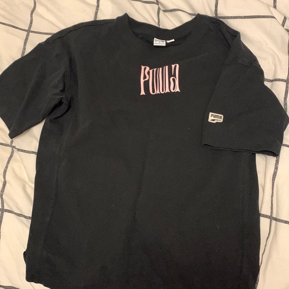 puma graphic tee!